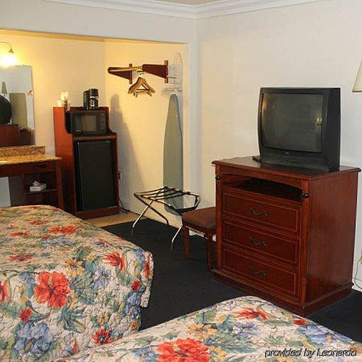 Hotel 6-fresno, Ca 2*