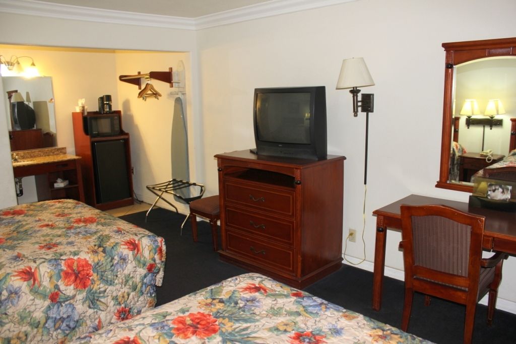 Hotel 6-fresno, Ca